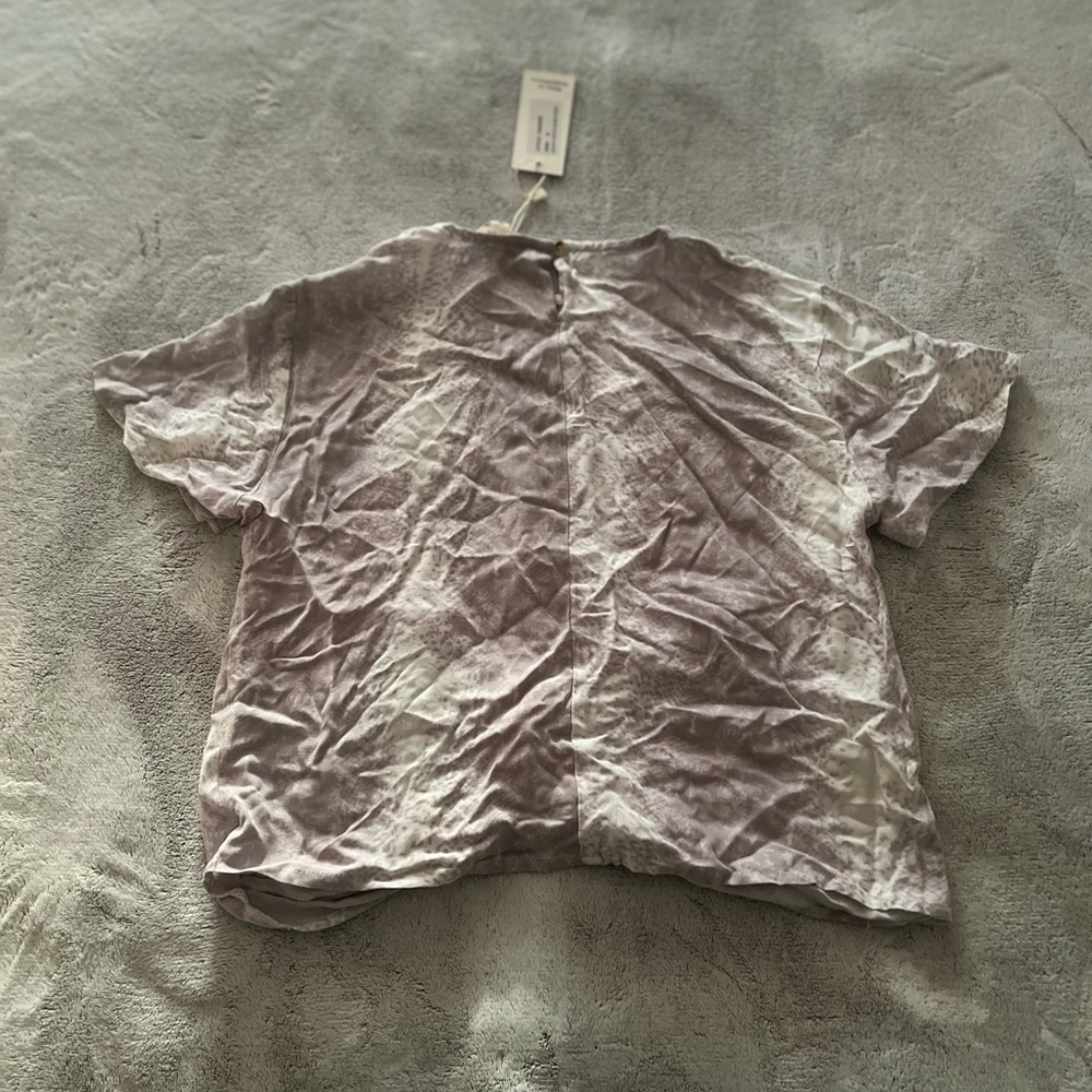 Crop top with front knot